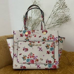 COPY - Steve Madden Floral Mini Crossbody/Handbag 💐
